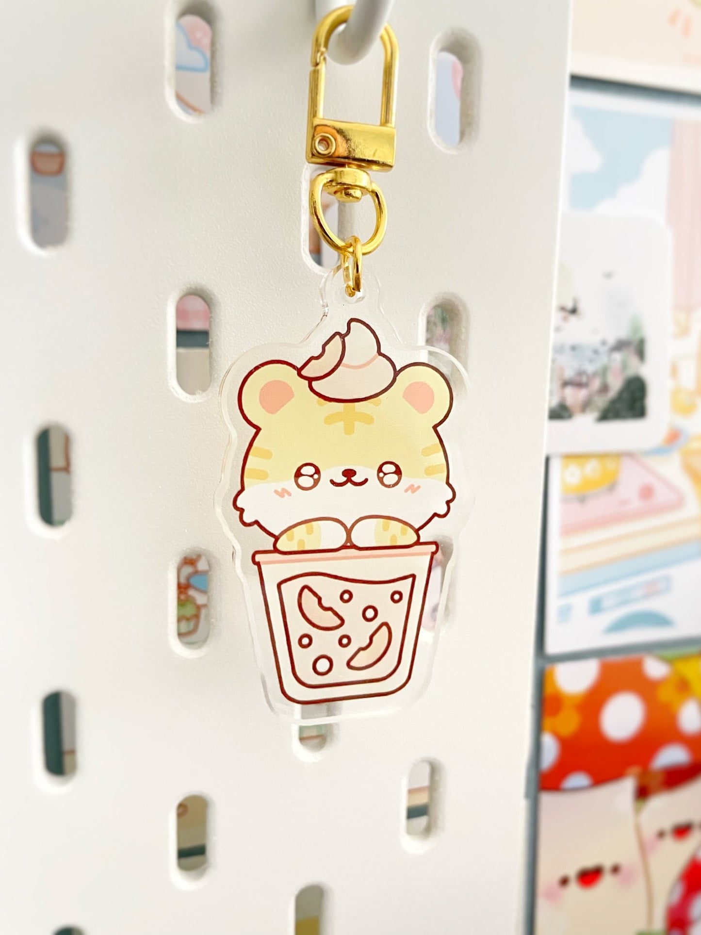 NEW Otter or Tiger Fruit Drinks Keychains - Gelly Roise