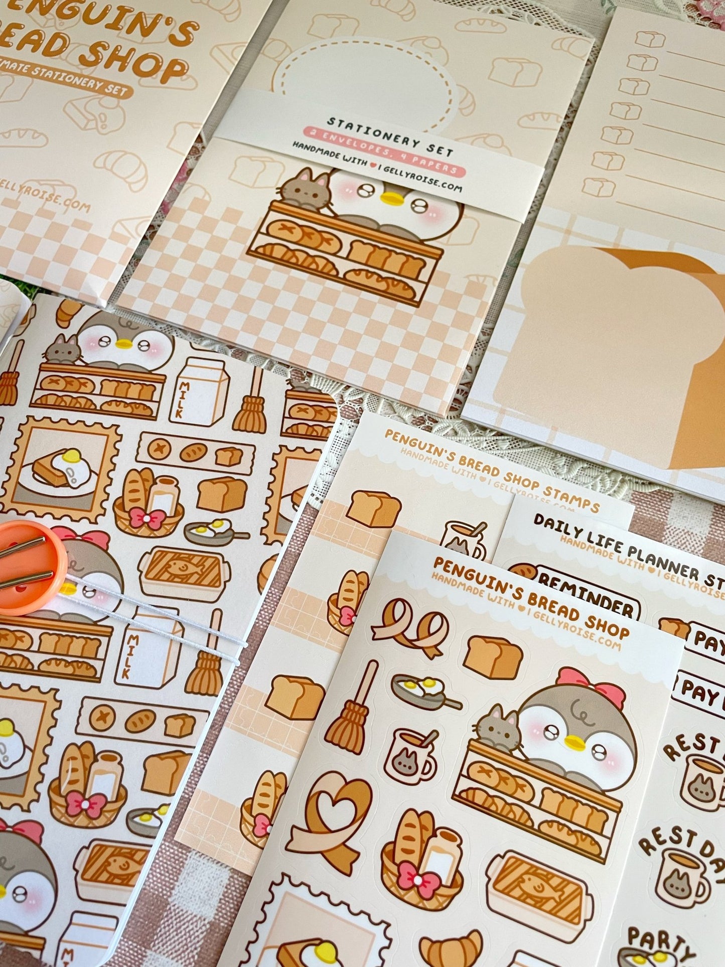 NEW Penguin's Bread Shop Ultimate Stationery Set - Gelly Roise