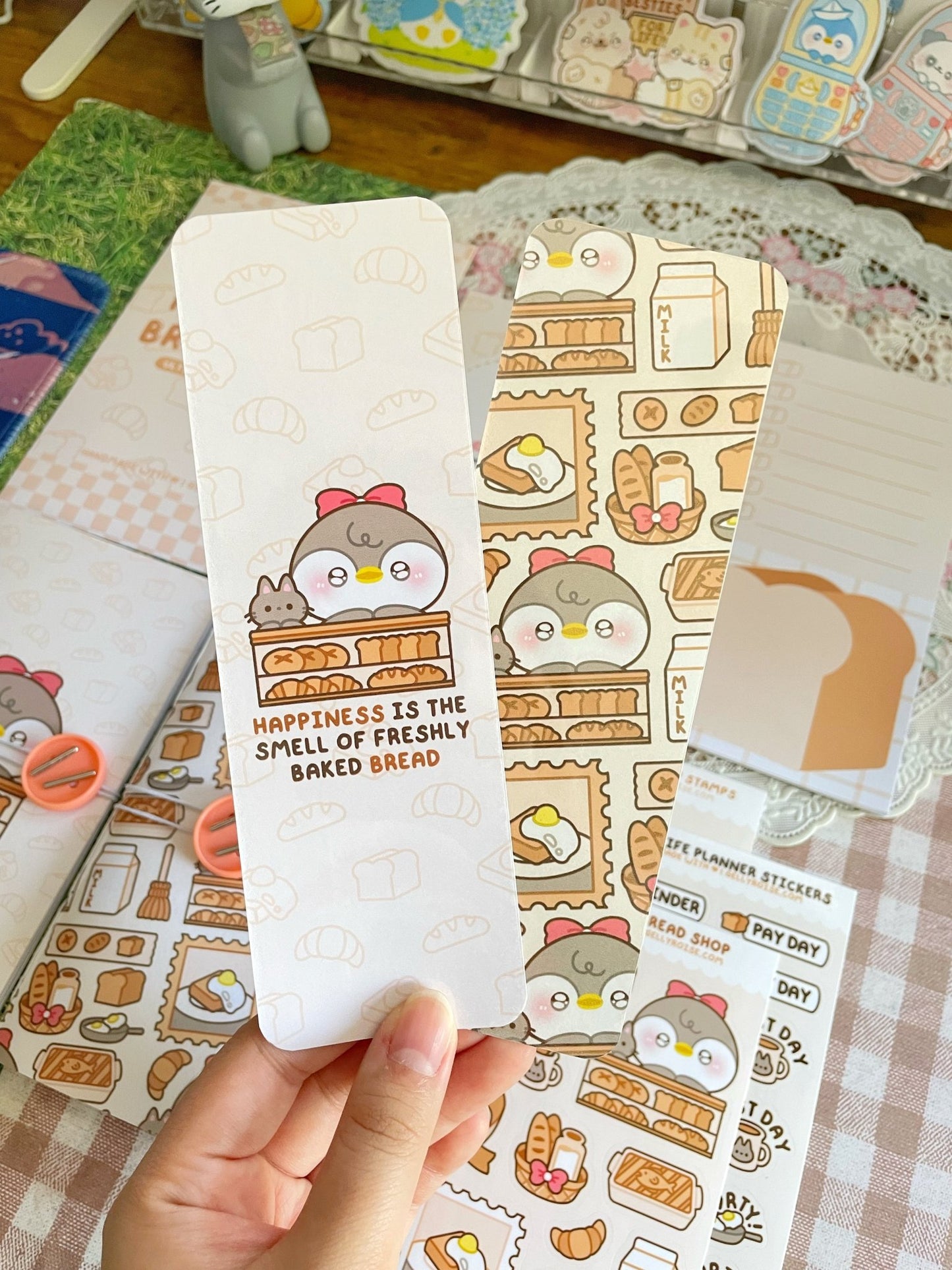 NEW Penguin's Bread Shop Ultimate Stationery Set - Gelly Roise