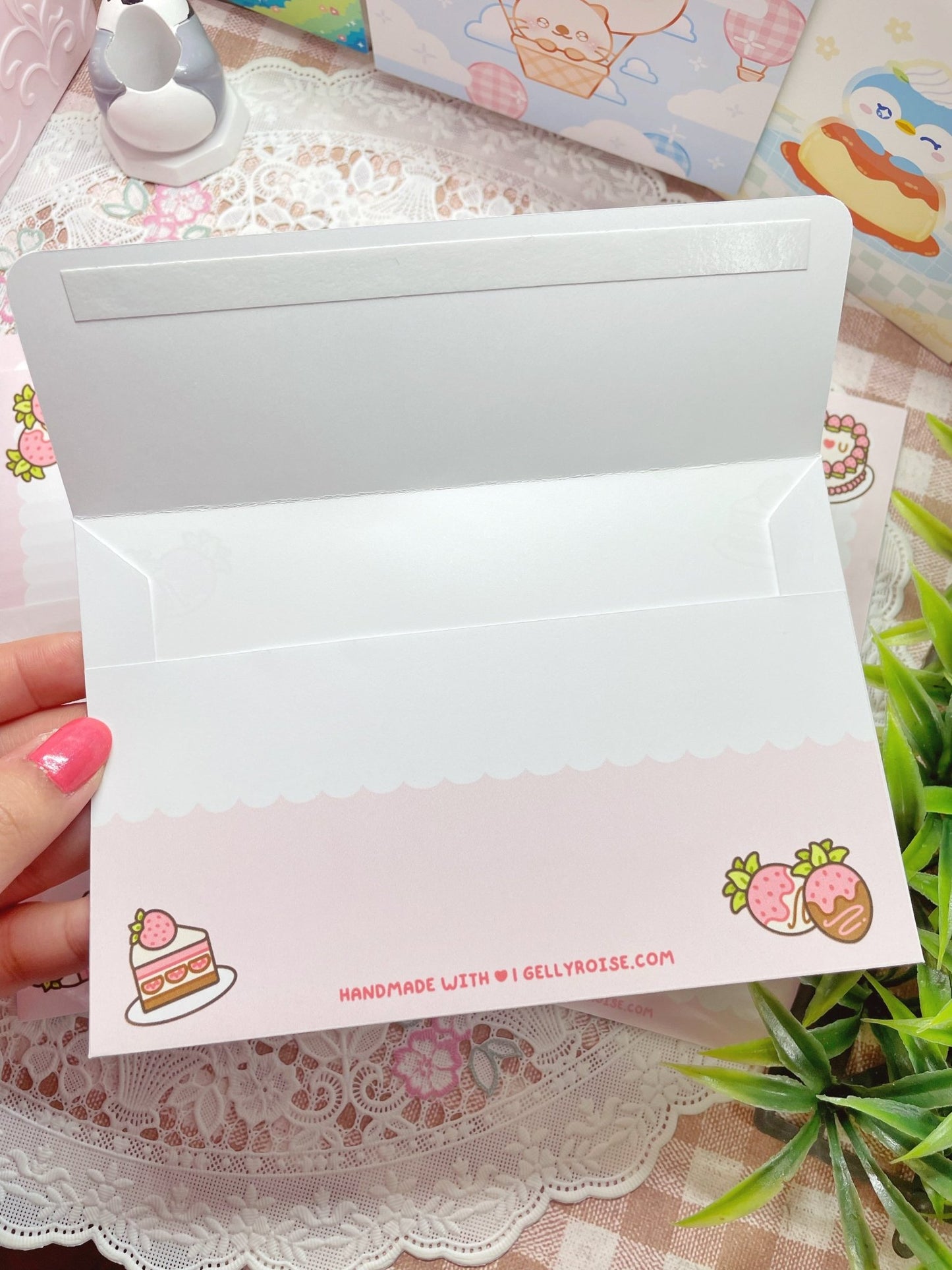 NEW Beary Berry Cute Stationery Set - Gelly Roise