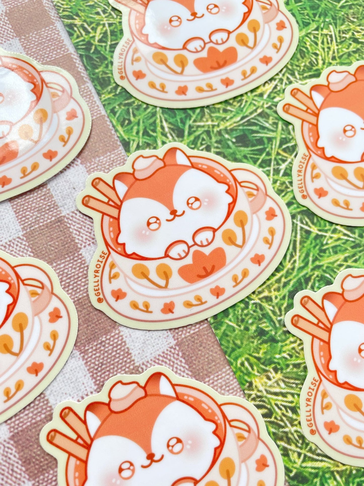 New Teacup Autumn Fox Waterproof Sticker - Gelly Roise