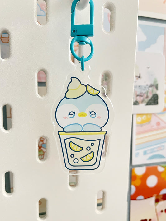 NEW Freebie B-grade Penguin Keychain