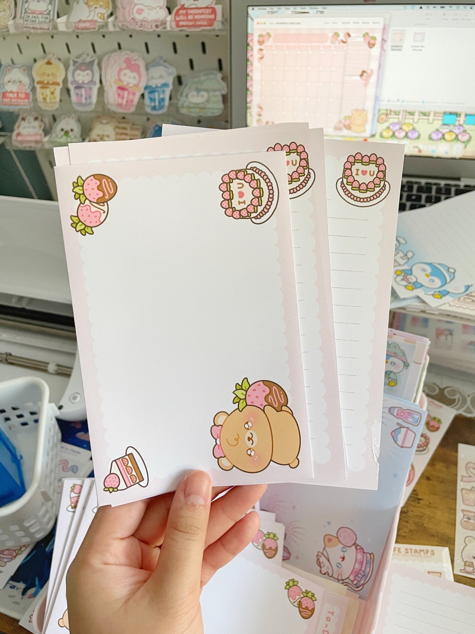 B - grade Strawberry Bear Stationery Set - Gelly Roise